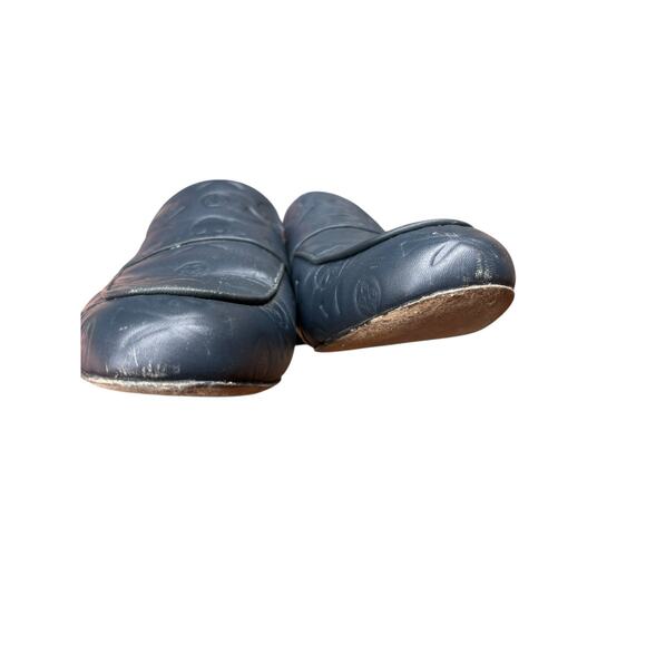 G/FORE Women's Debossed Skull and Bones Mule Street Shoes - Twilight - 8.5 - Picture 9 of 11